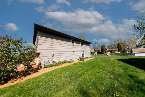 Brooklyn Park, MN 55444,3018 81st CIR N