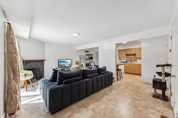 Golden Valley, MN 55422,2403 Unity AVE N