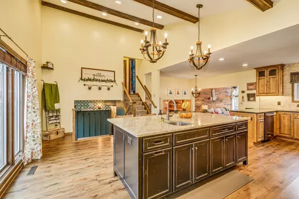 Fridley, MN 55432,1408 W Danube RD