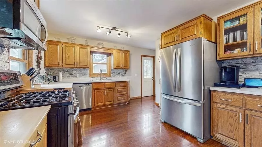 4046 Adair AVE N, Robbinsdale, MN 55422