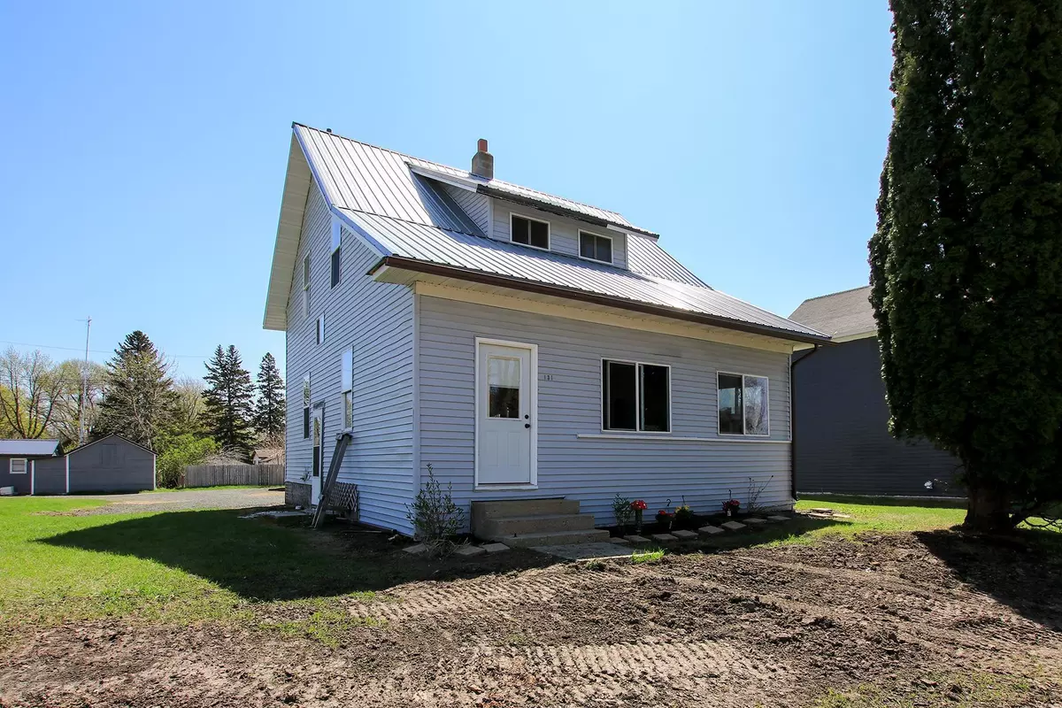 Buffalo Lake, MN 55314,131 2nd ST NE