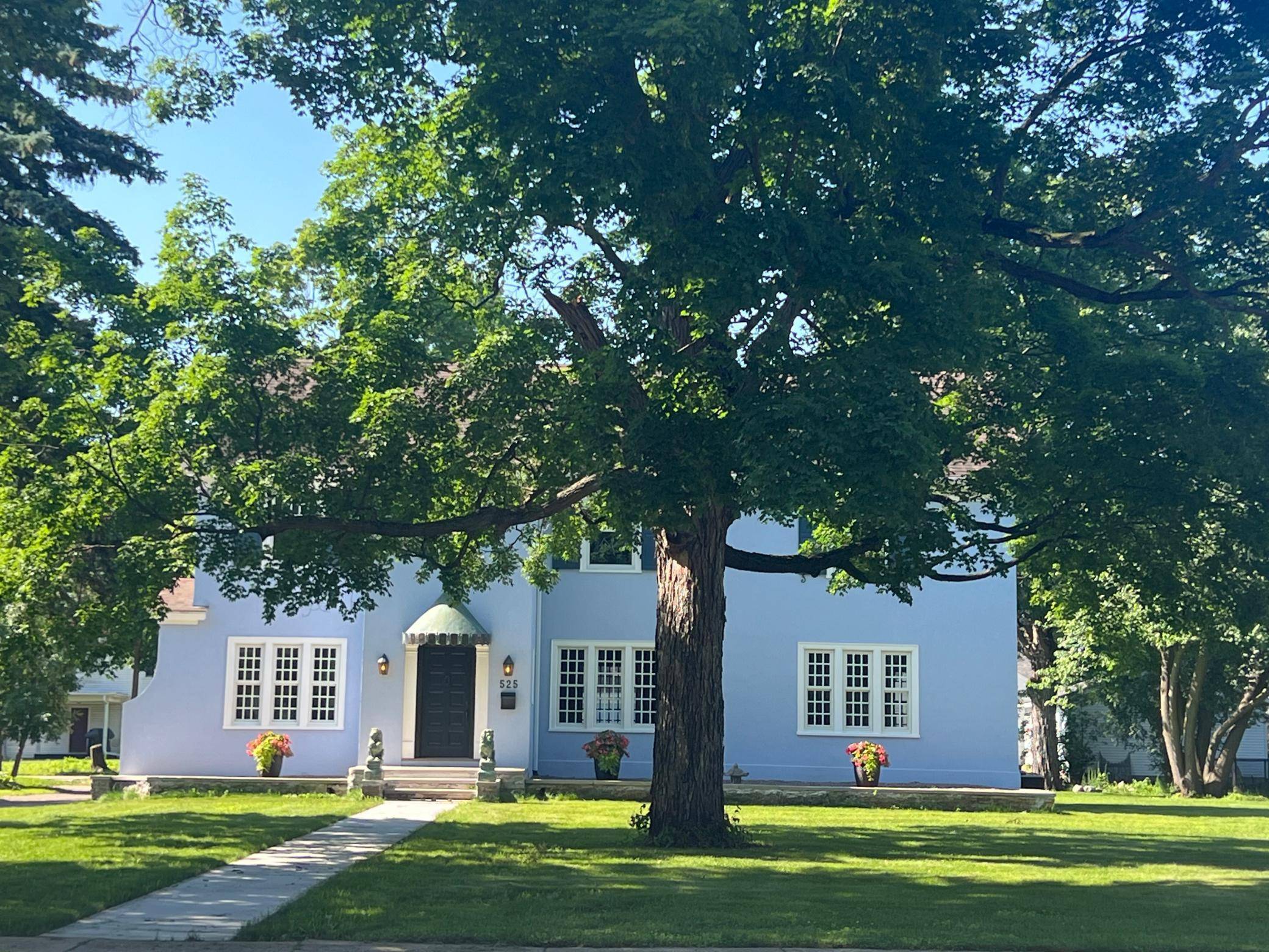 Owatonna, MN 55060,525 E Main ST
