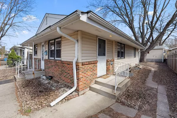 Minneapolis, MN 55411,626 Vincent AVE N