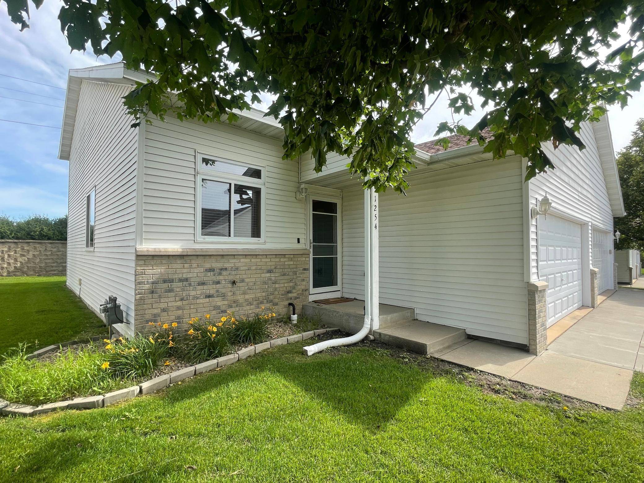 Byron, MN 55920,1254 Sundance CT NE