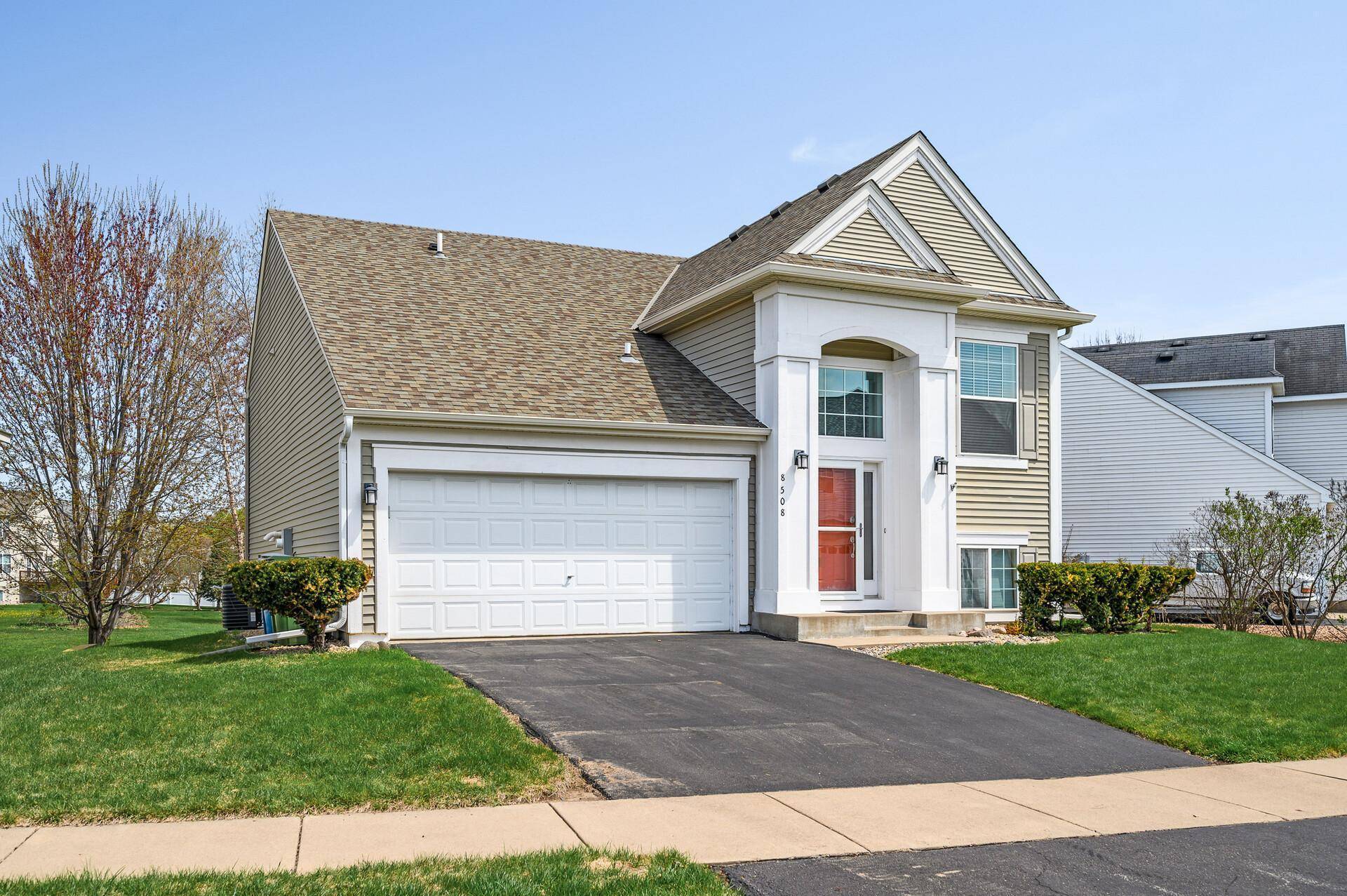 Maple Grove, MN 55369,8508 Kirkwood LN N