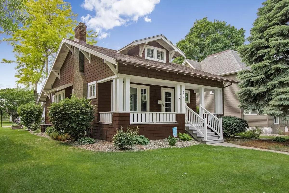 North Mankato, MN 56003,509 Nicollet AVE