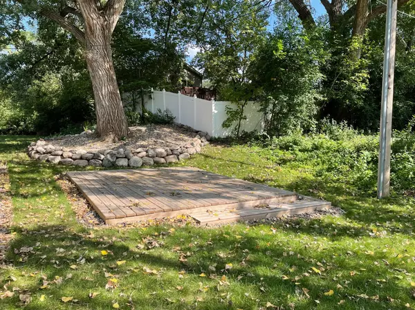 Hopkins, MN 55343,506 Sunnyside LN