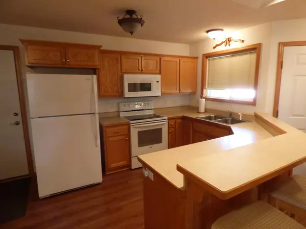 Albertville, MN 55301,5655 Lambert AVE NE