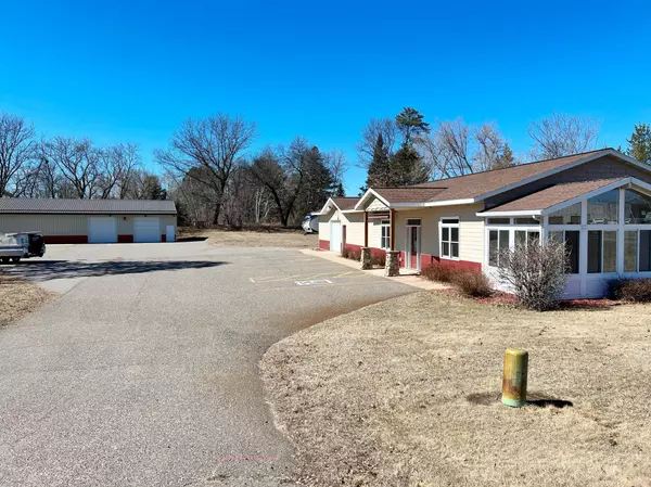 11316 State Highway 210,  Oak Lawn Twp,  MN 56401