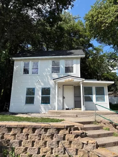 2156 Sandy LN, Mound, MN 55364