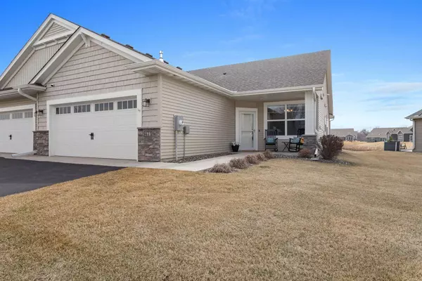 471 Laura LN SE, Saint Michael, MN 55376