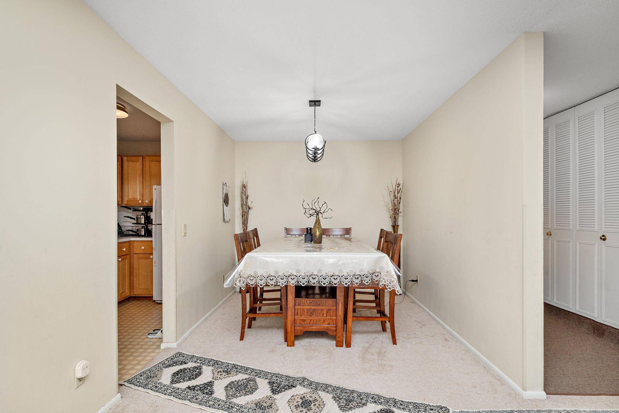 Minnetonka, MN 55305,10211 Cedar Lake RD #204