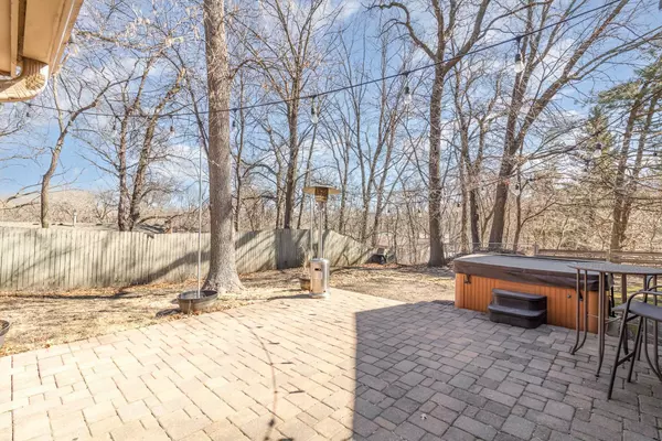 Burnsville, MN 55337,500 Oakland LN