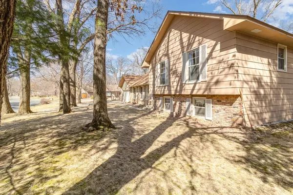 Burnsville, MN 55337,500 Oakland LN