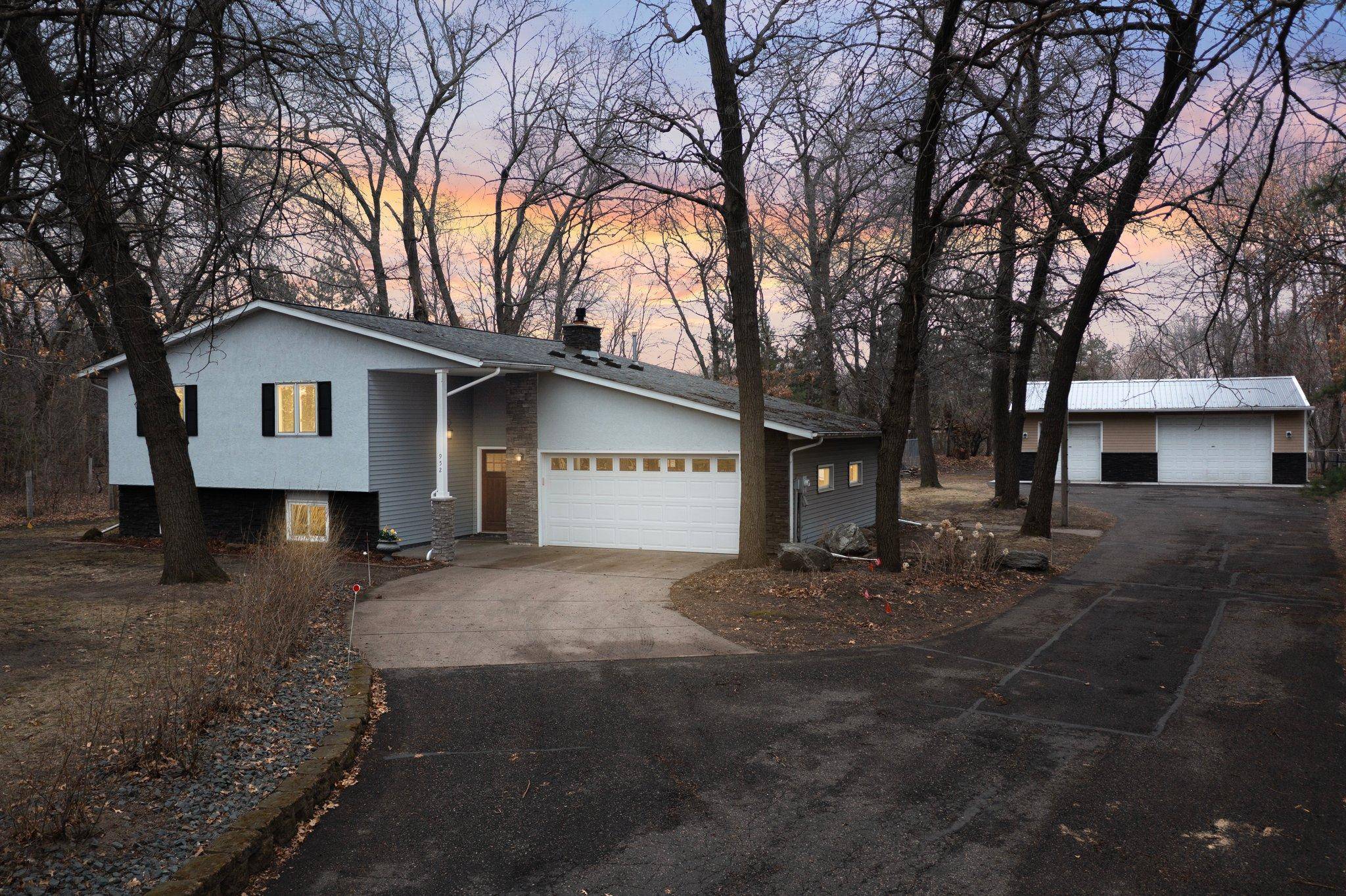 Lino Lakes, MN 55014,952 Birch ST