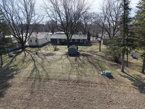 Mountain Lake, MN 56159,647 4th AVE