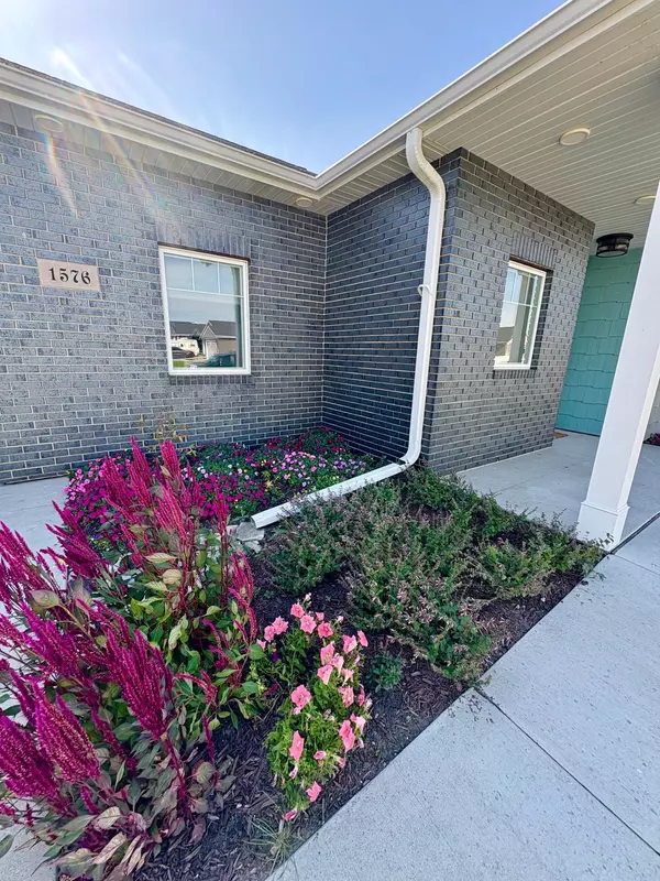 Fargo, ND 58104,1576 75th AVE S