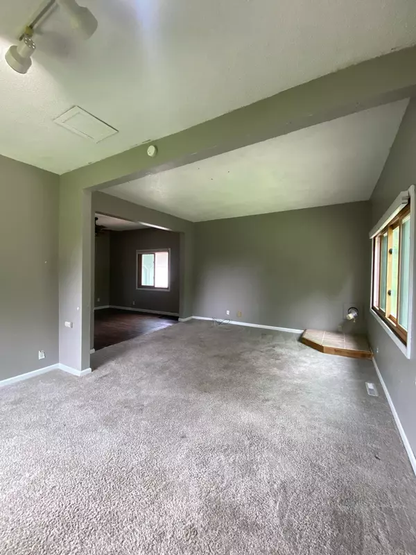 Buffalo Lake, MN 55314,104 NE 3rd ST