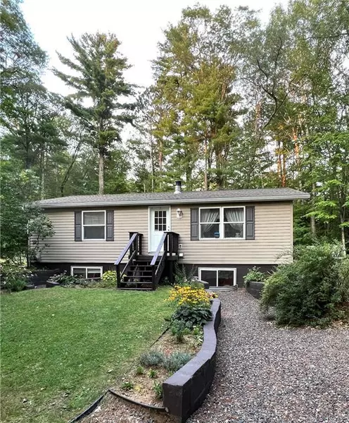 13514 W Whispering Pines TRL, Hayward, WI 54843