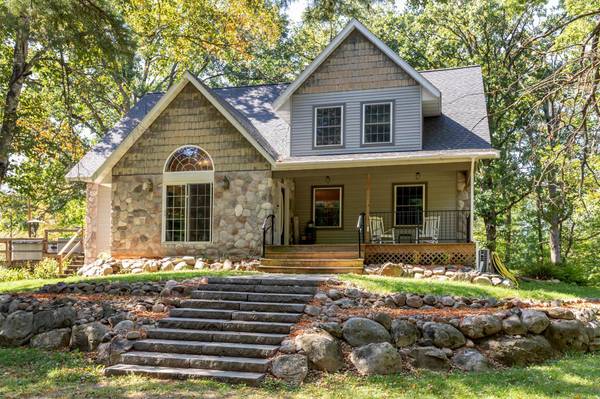 10567 Black Bear RD, Brainerd, MN 56401
