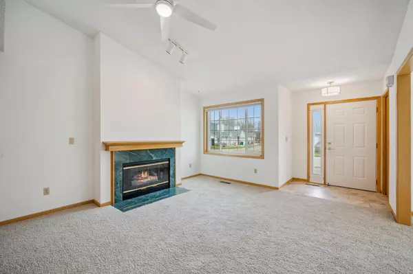 Inver Grove Heights, MN 55076,2786 87th ST E #18