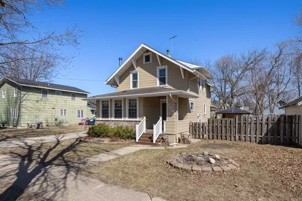 708 7th ST NW, Austin, MN 55912