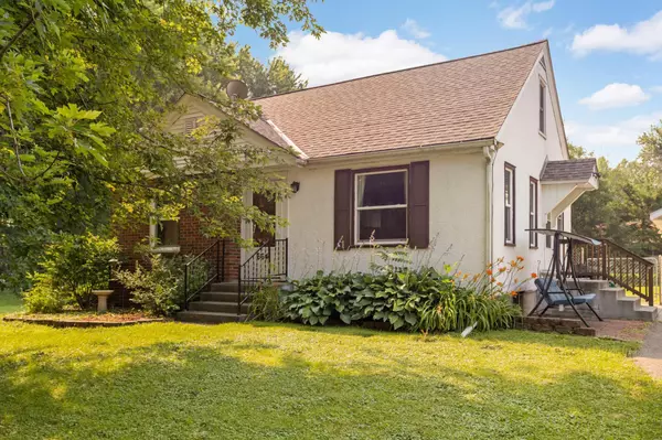 Vadnais Heights, MN 55127,664 Berwood AVE