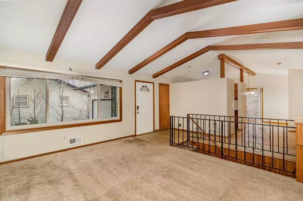 Mounds View, MN 55112,2237 Knoll DR