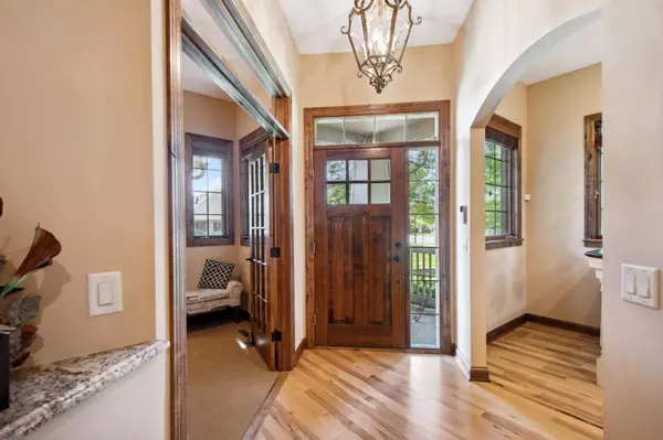 Eden Prairie, MN 55347,17366 Hanson CT