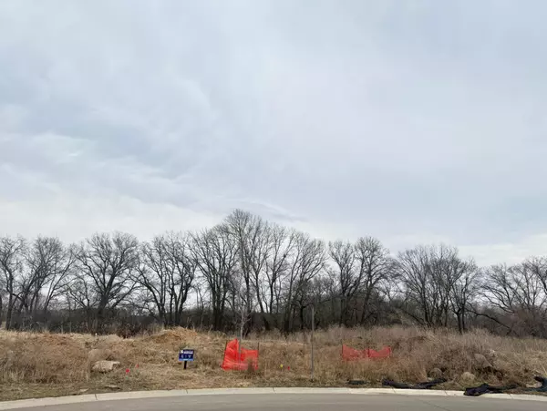 Lake Elmo, MN 55042,5709 57th PL N