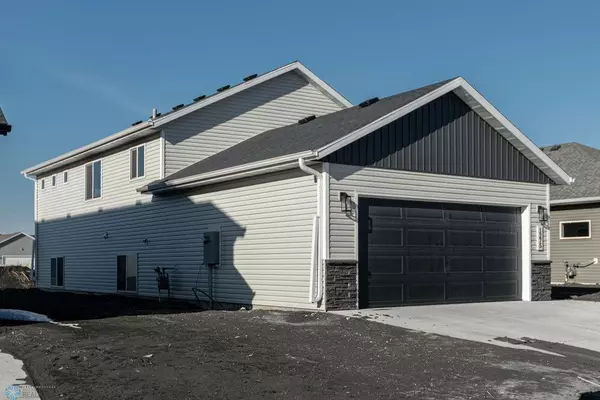 West Fargo, ND 58078,1275 Marlys DR W