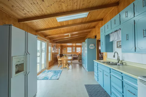 Edna Twp, MN 56573,43552 W Paul Lake DR