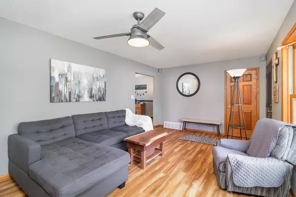 Chisago City, MN 55013,10639 Hayes ST