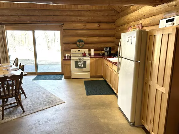 Baudette, MN 56623,904 Winter DR NW