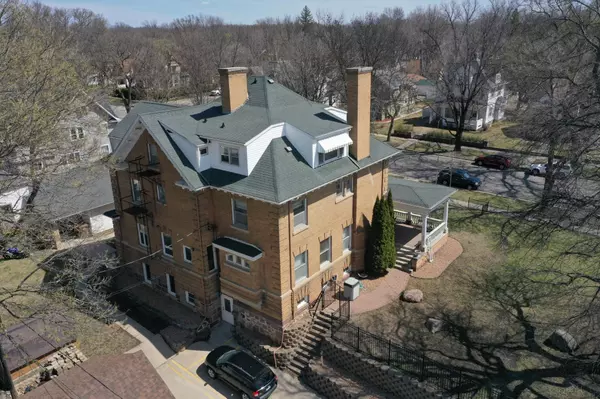 Montevideo, MN 56265,215 S 5th ST