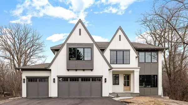 1774 Dodd RD, Mendota Heights, MN 55118