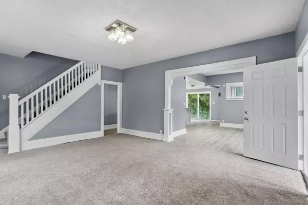 Saint Paul, MN 55106,1050 Walsh ST