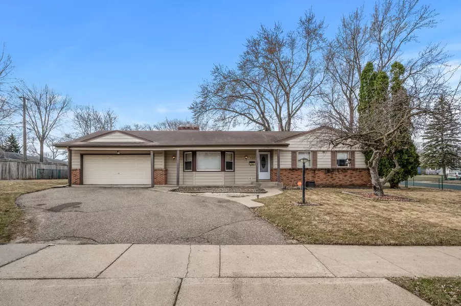 501 E 102nd ST, Bloomington, MN 55420