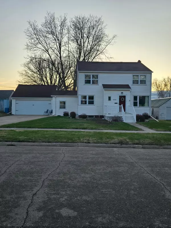 1014 3rd AVE SW, Pipestone, MN 56164