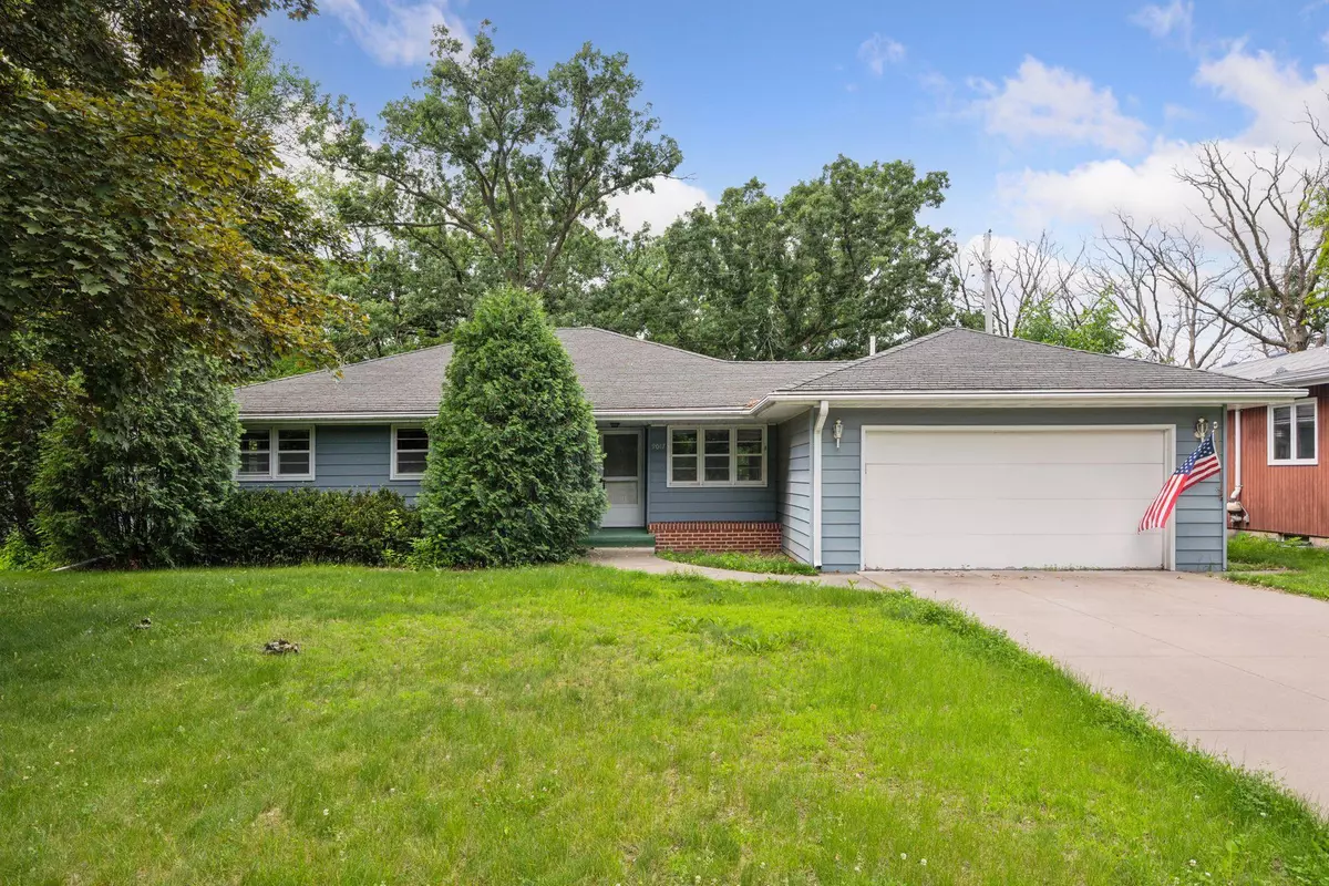Saint Louis Park, MN 55426,9017 W 31st ST