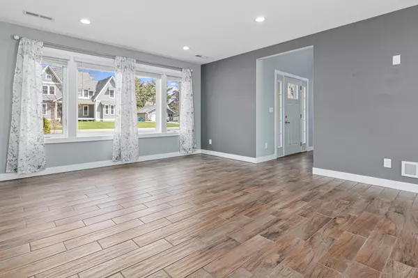 Little Canada, MN 55117,2929 Greenbrier ST