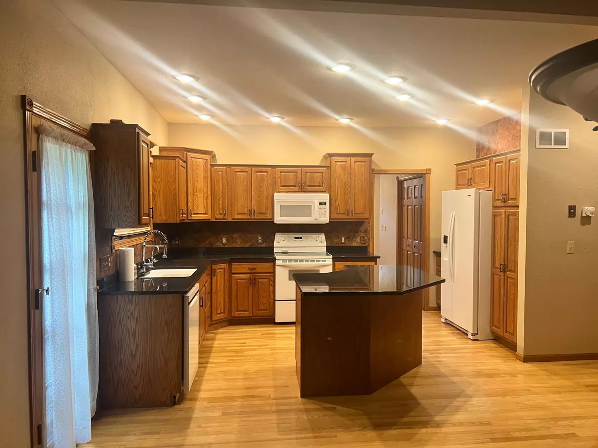 Walker, MN 56484,10822 Steamboat LOOP NW