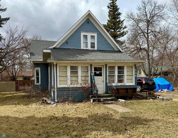 604 Elizabeth ST, Tower City, ND 58071