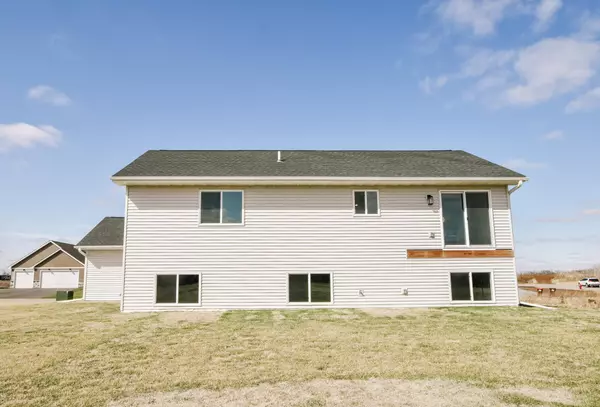 Prescott, WI 54021,456 Delta Queen AVE