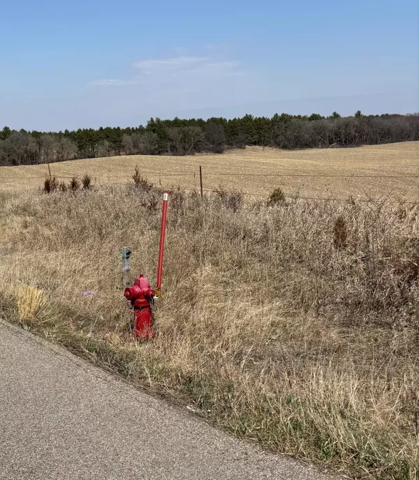 Star Prairie, WI 54025,1828 County Road C