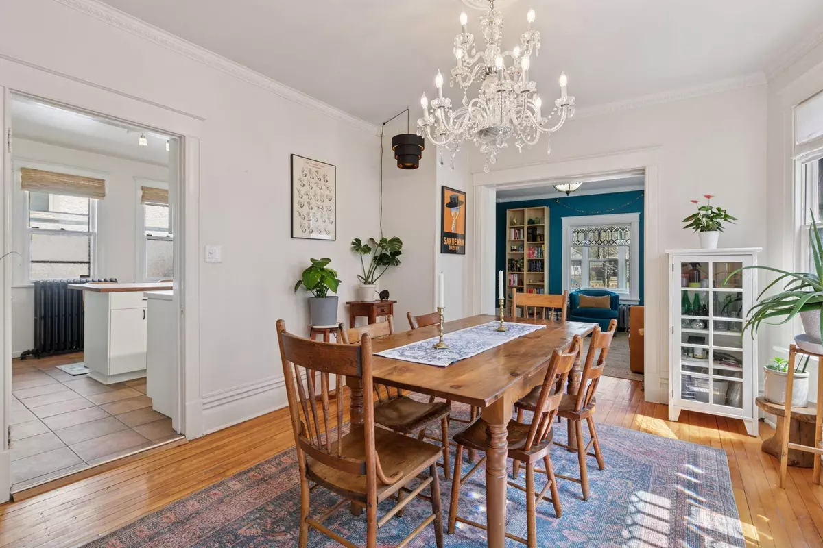 Minneapolis, MN 55409,3712 Lyndale AVE S