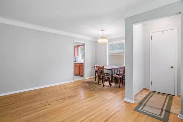 Saint Louis Park, MN 55426,1463 Louisiana AVE S