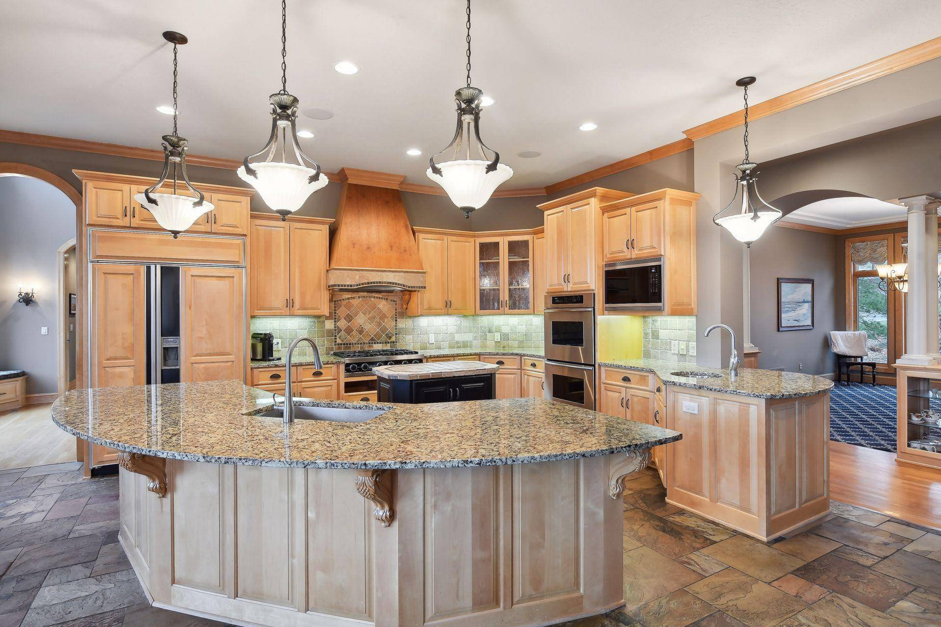 Eden Prairie, MN 55347,18844 Bearpath TRL