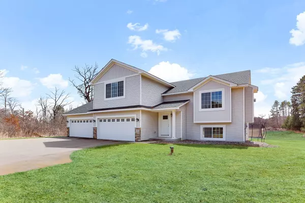 Saint Francis, MN 55070,1562 237th AVE NW