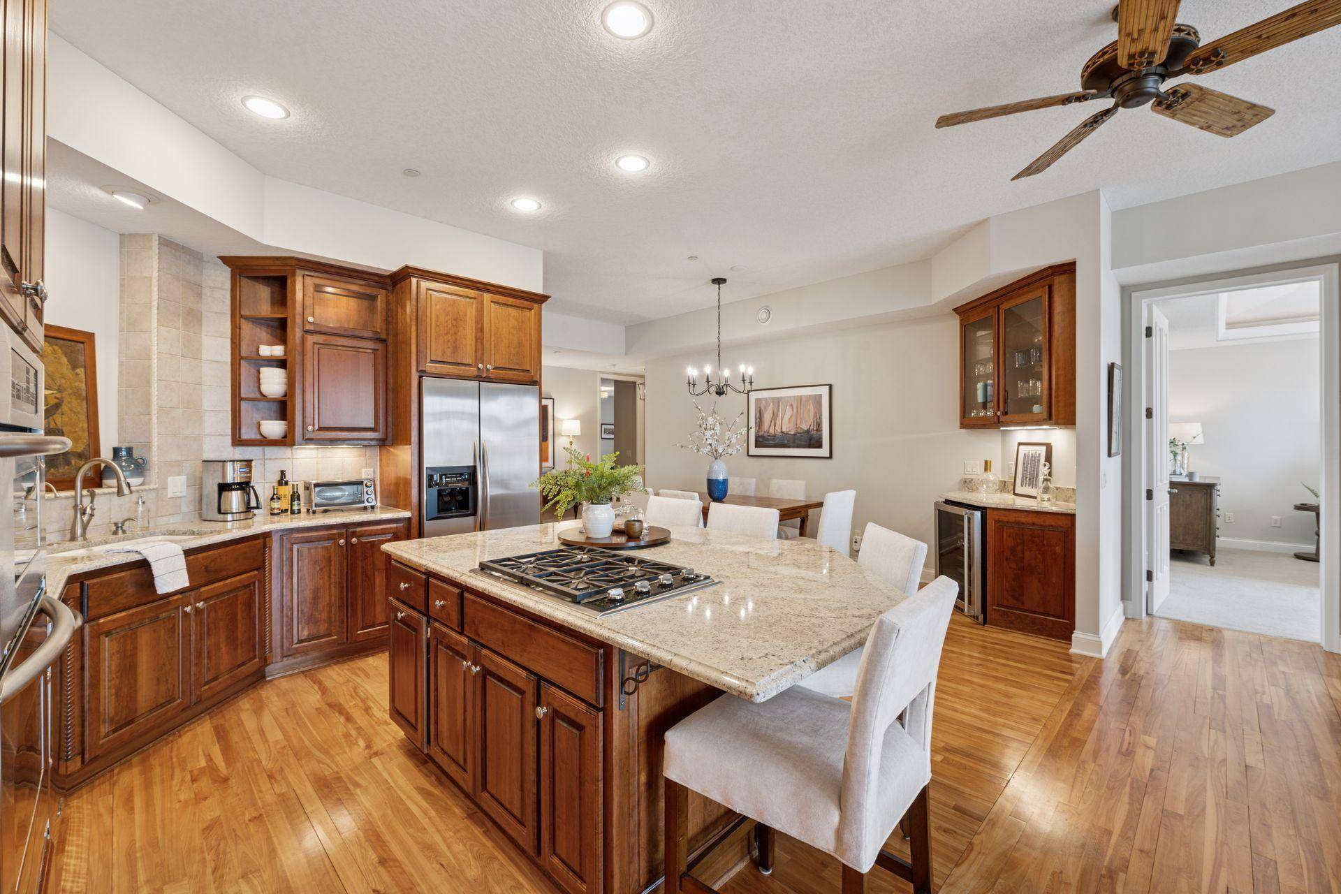 Greenwood, MN 55331,21957 Minnetonka BLVD #16